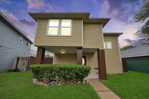 3514 Glowing Horizon Road