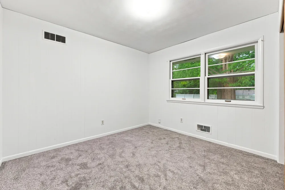 4342 Old Colony Road Kalamazoo, MI 49008
