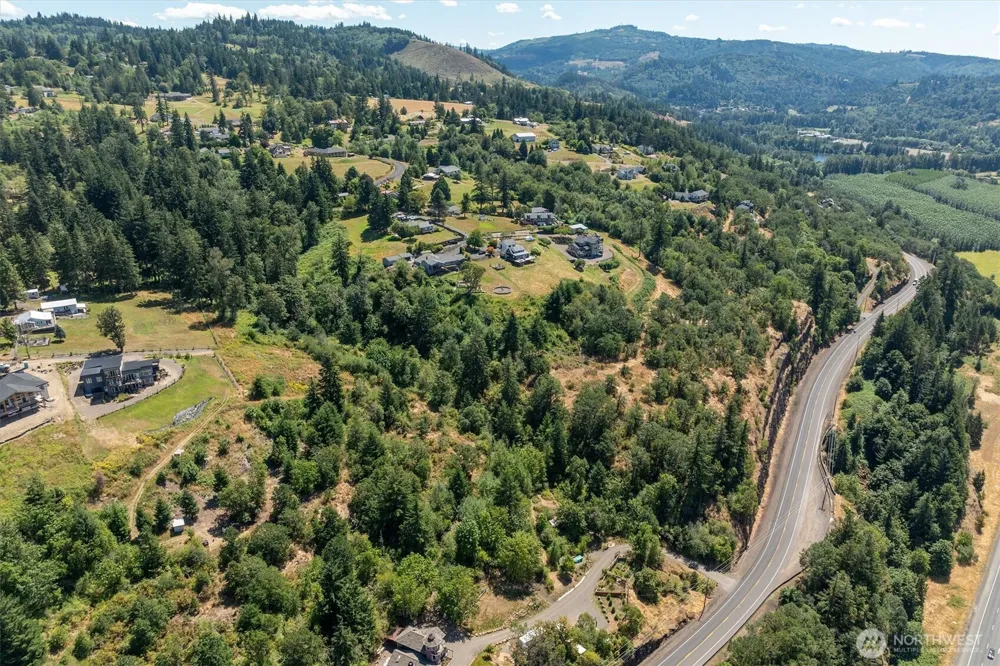 244 Risley Road Kelso, WA 98626