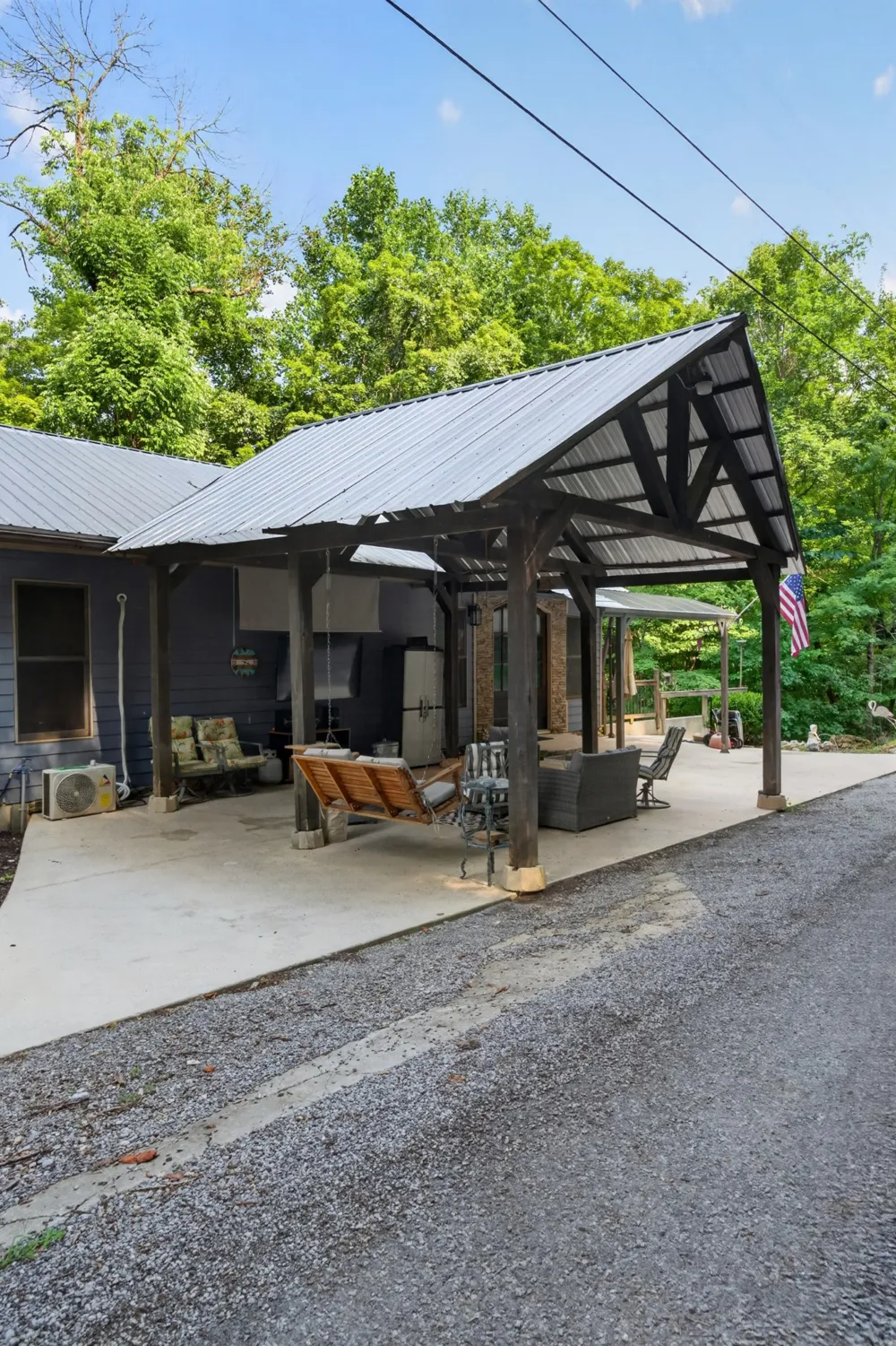 1025 Lakeside Dr Smithville, TN 37166