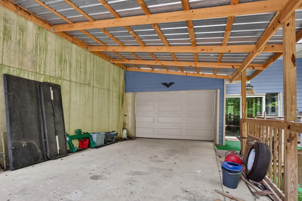 1025 Lakeside Dr Smithville, TN 37166