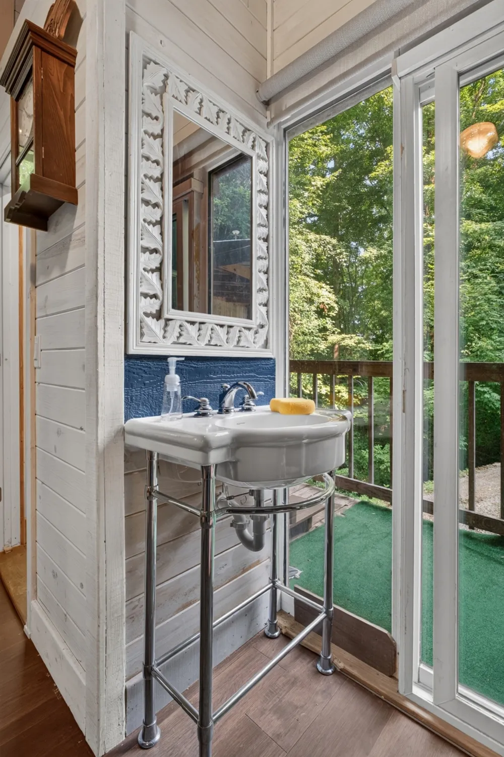1025 Lakeside Dr Smithville, TN 37166
