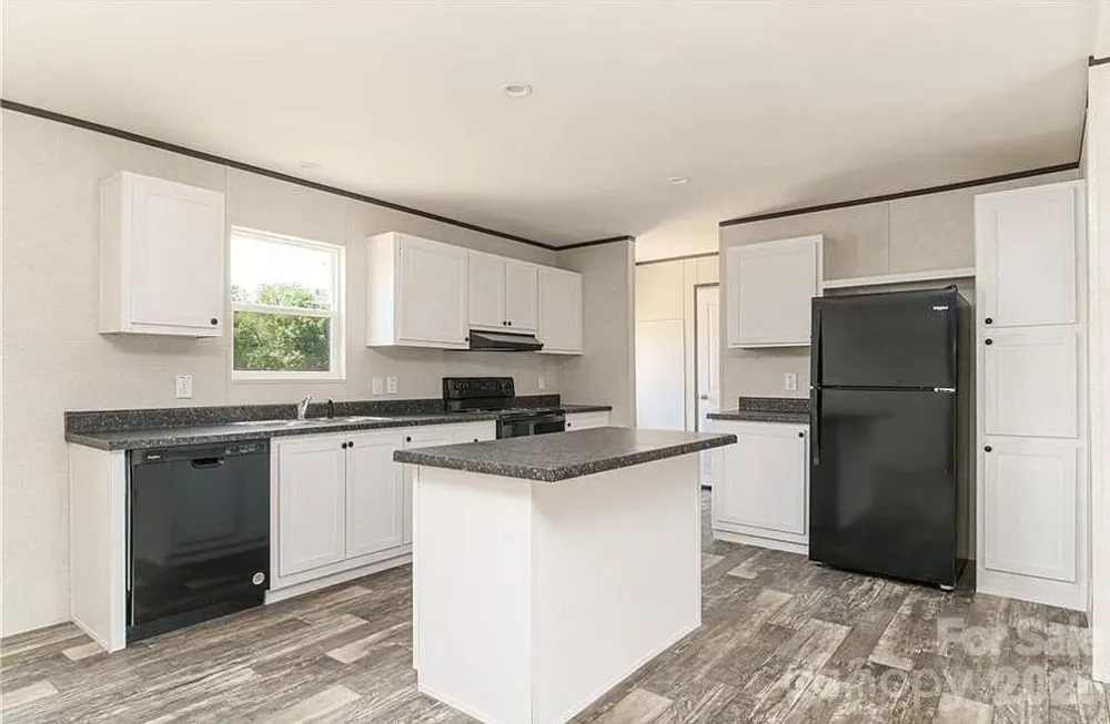 2485 Piney Road Morganton, NC 28655