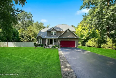 4 Scarlet Oak Court