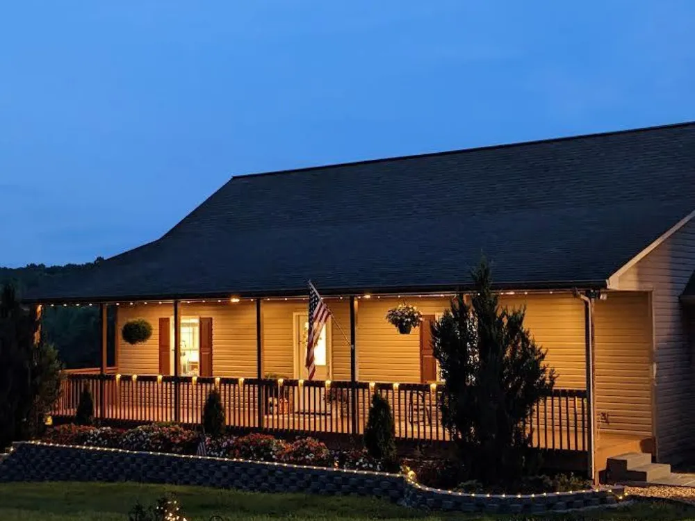 219 Zizka Dr Sparta, TN 38583