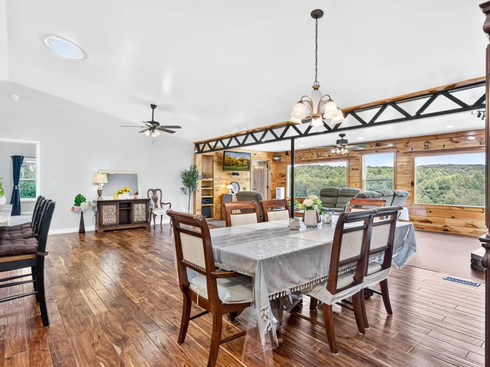 219 Zizka Dr Sparta, TN 38583