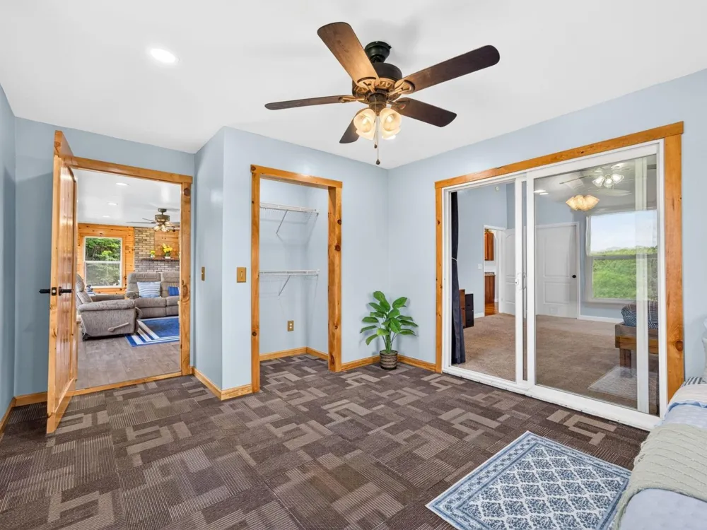 219 Zizka Dr Sparta, TN 38583