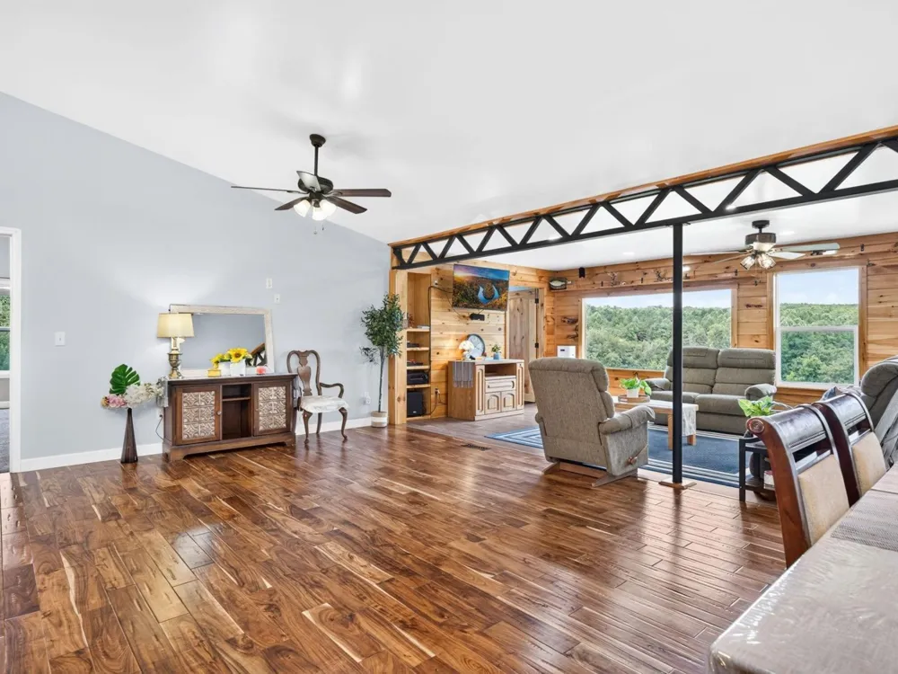 219 Zizka Dr Sparta, TN 38583
