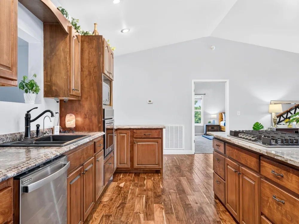 219 Zizka Dr Sparta, TN 38583
