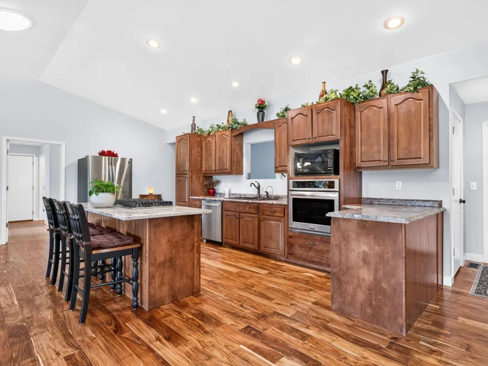 219 Zizka Dr Sparta, TN 38583