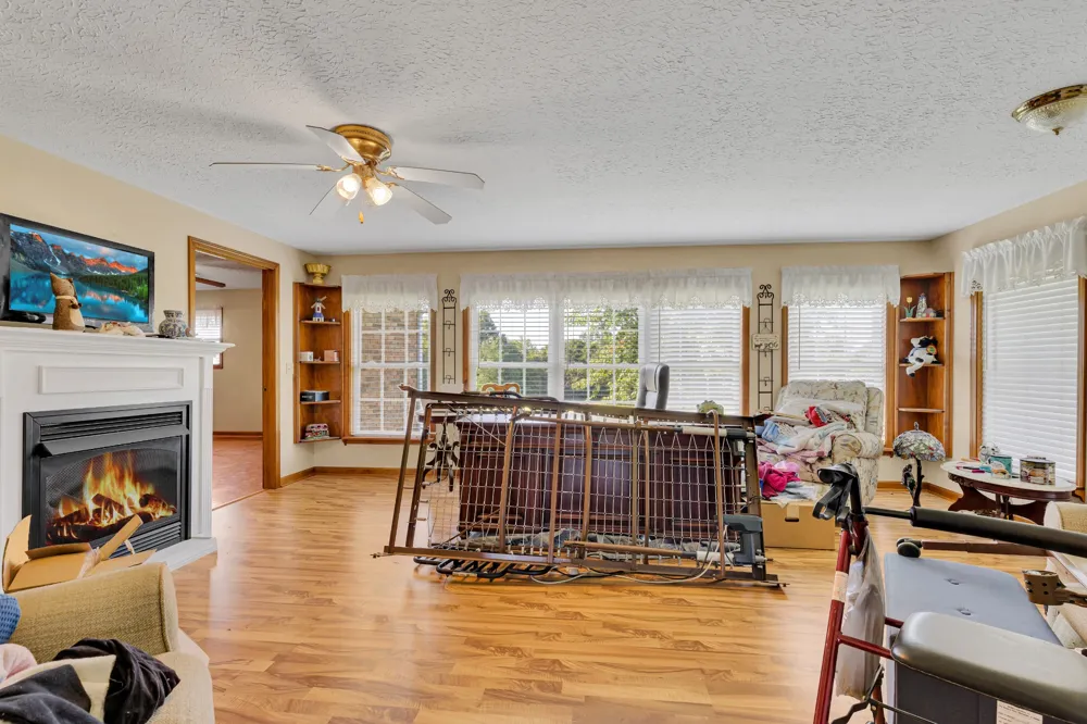 60 Lawson Ln Russellville, KY 42276