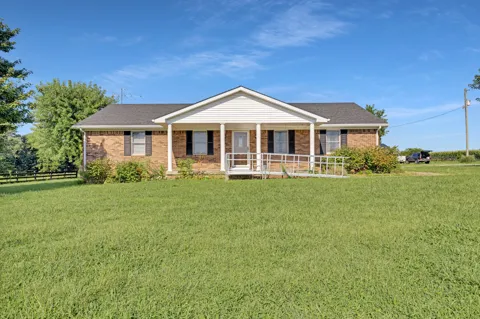 60 Lawson Ln