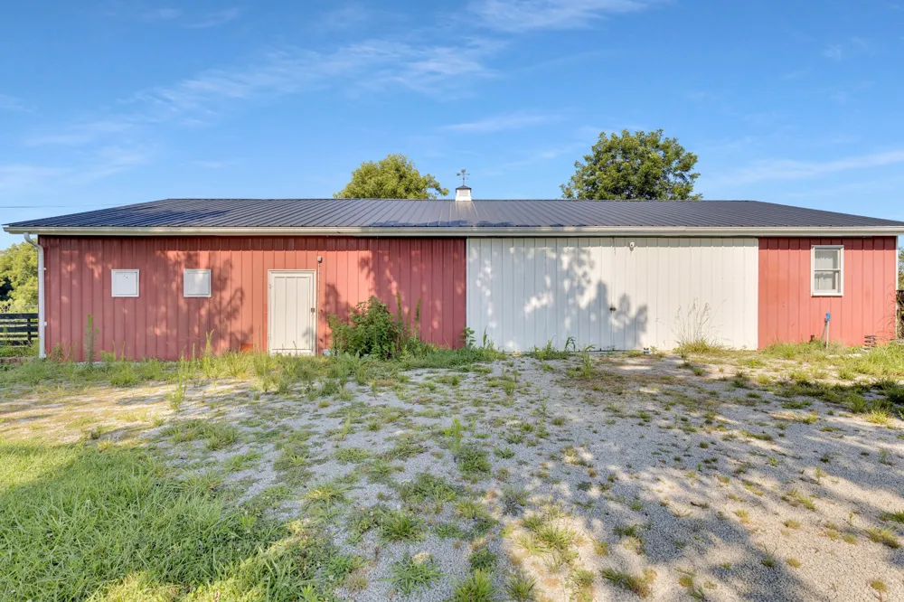 60 Lawson Ln Russellville, KY 42276