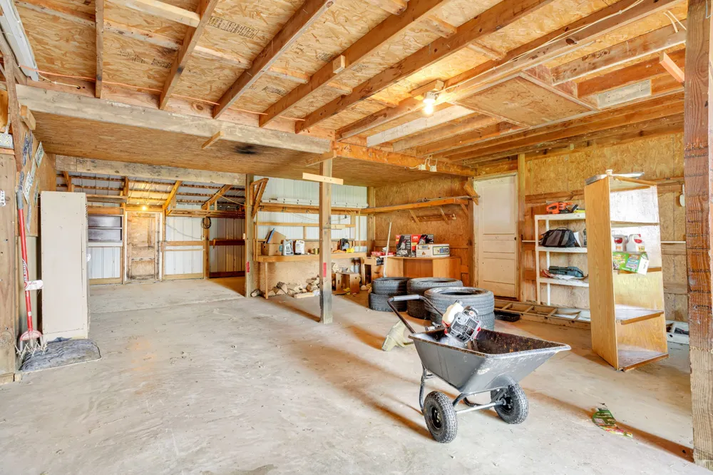 60 Lawson Ln Russellville, KY 42276