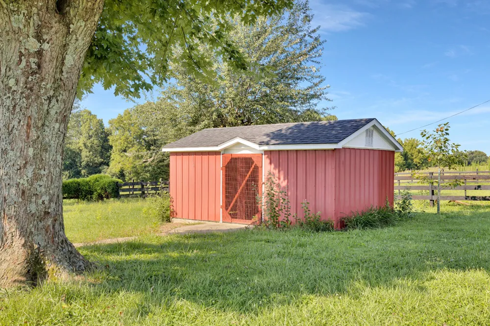 60 Lawson Ln Russellville, KY 42276