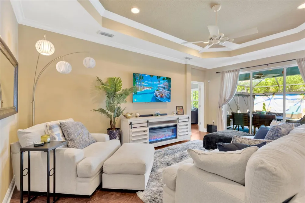 6420 SEASOUND DRIVE Apollo Beach, FL 33572