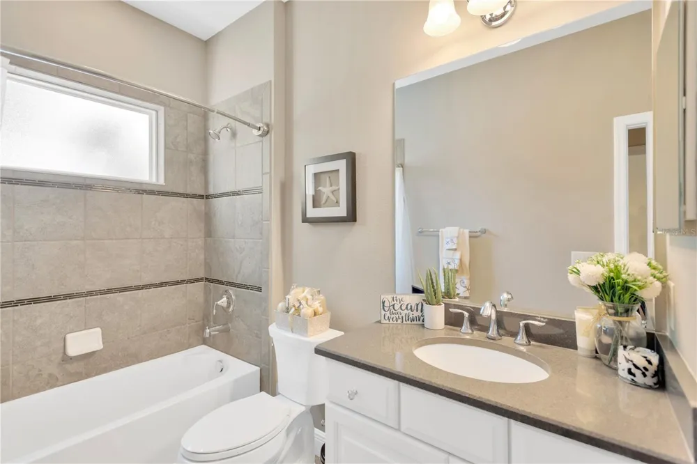 6420 SEASOUND DRIVE Apollo Beach, FL 33572
