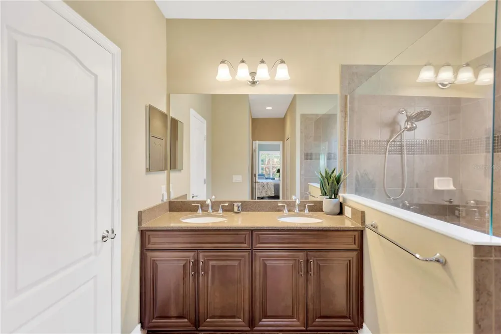 6420 SEASOUND DRIVE Apollo Beach, FL 33572