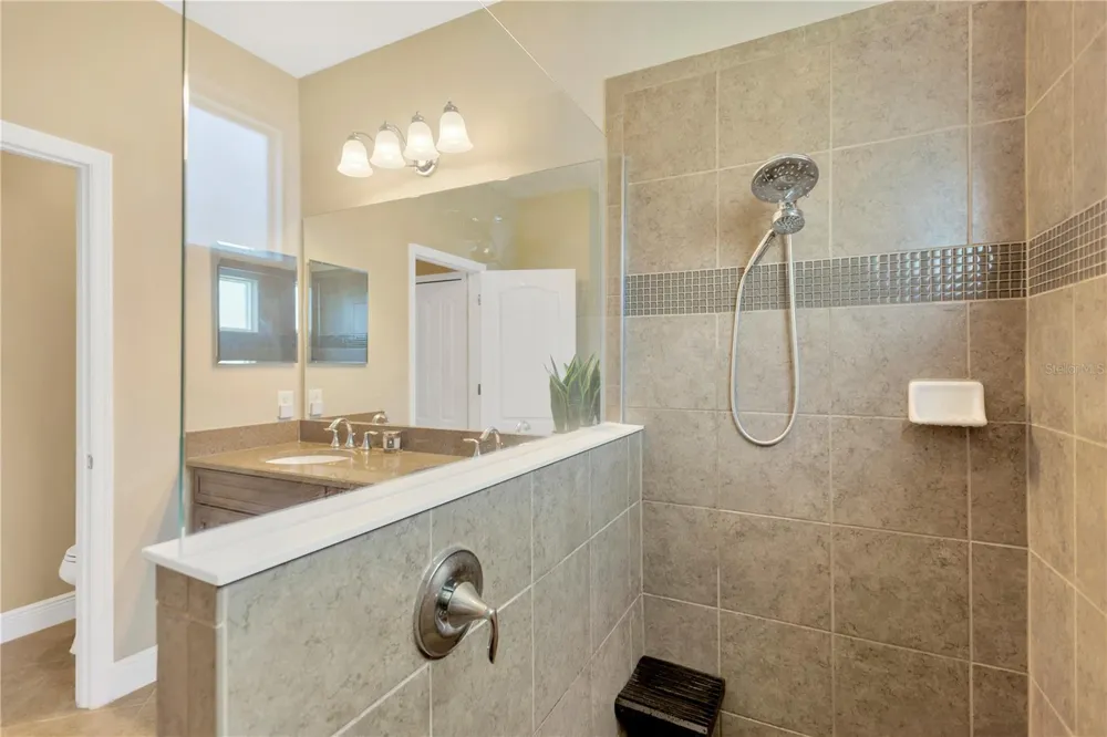 6420 SEASOUND DRIVE Apollo Beach, FL 33572