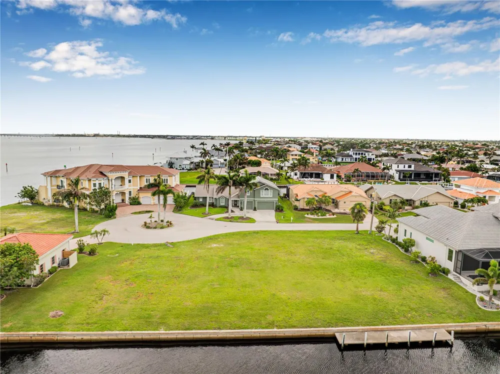 5 TROPICANA DRIVE Punta Gorda, FL 33950
