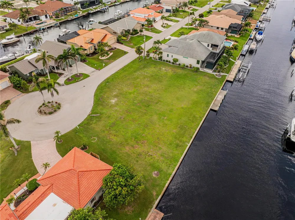 5 TROPICANA DRIVE Punta Gorda, FL 33950