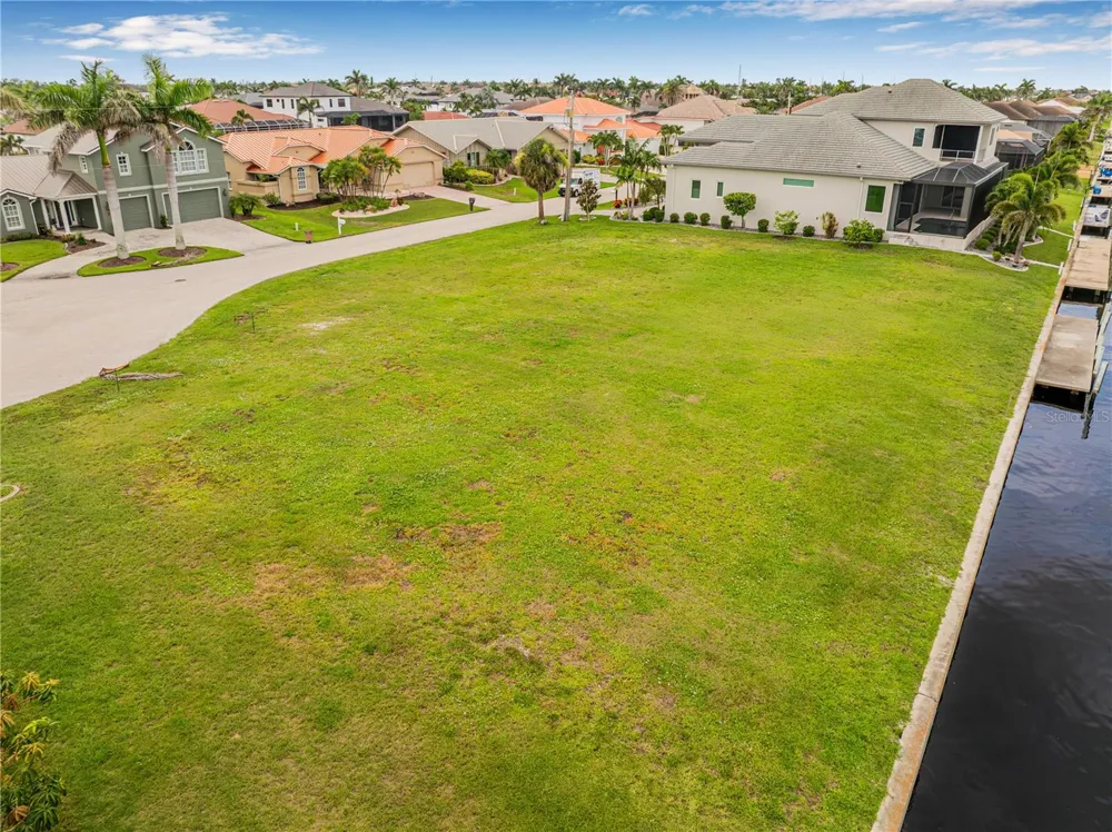 5 TROPICANA DRIVE Punta Gorda, FL 33950