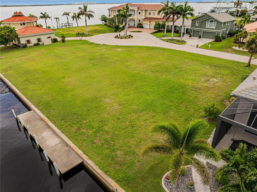 5 TROPICANA DRIVE Punta Gorda, FL 33950