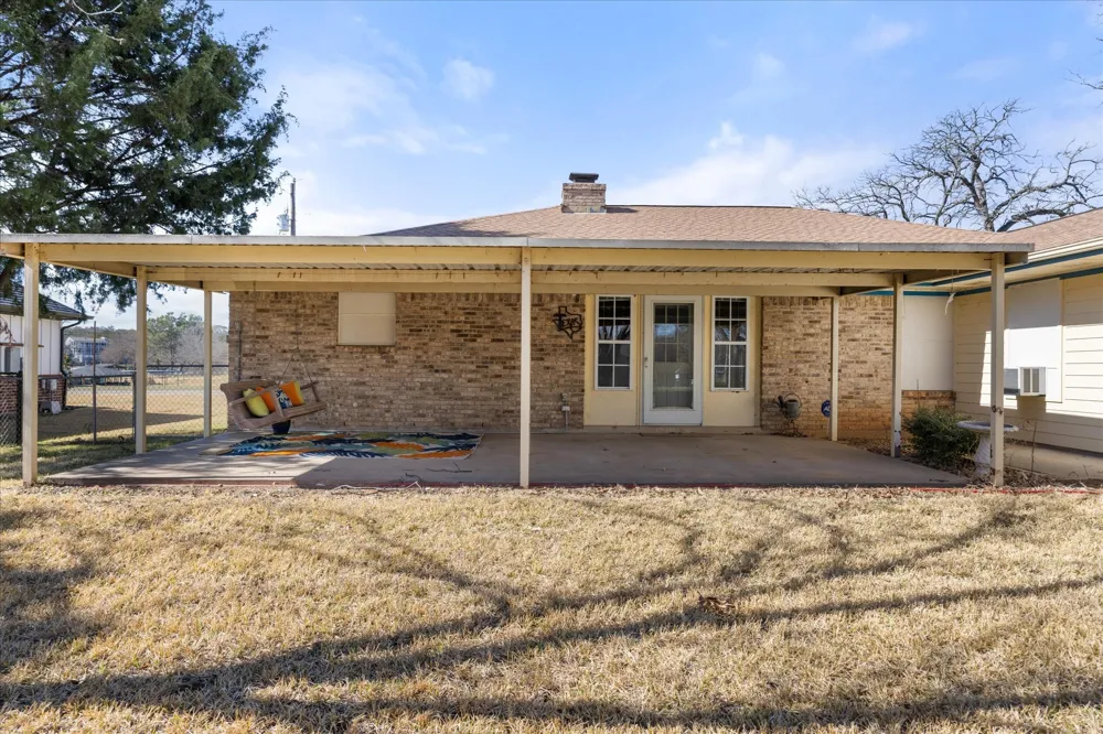 417 Sky Harbour Court Granbury, TX 76049