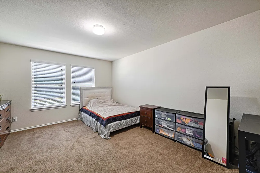 401 Sandhurst Drive Crowley, TX 76036