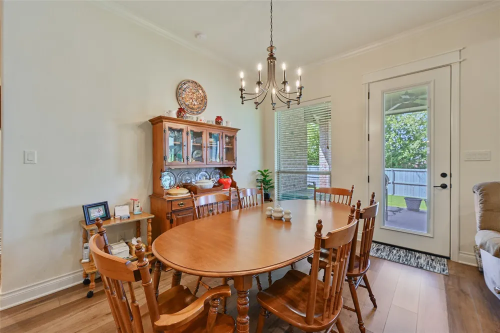 3201 Old Spring Way Bryan, TX 77808