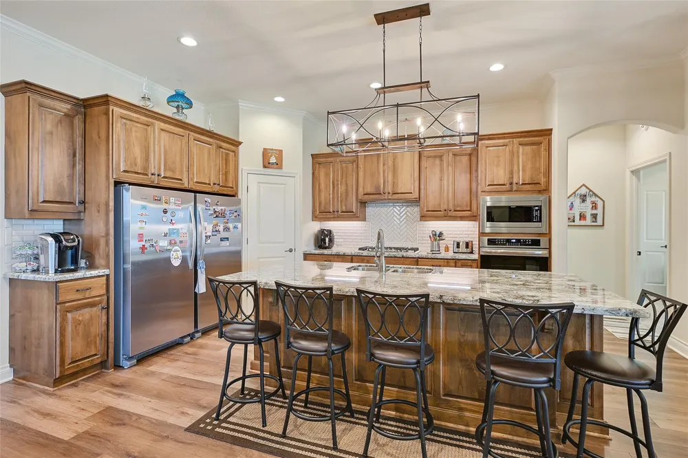 3201 Old Spring Way Bryan, TX 77808