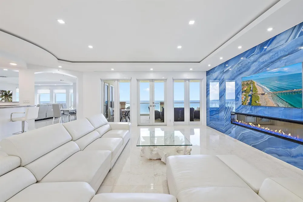 2070 Ocean Boulevard #PH4 Boca Raton, FL 33431