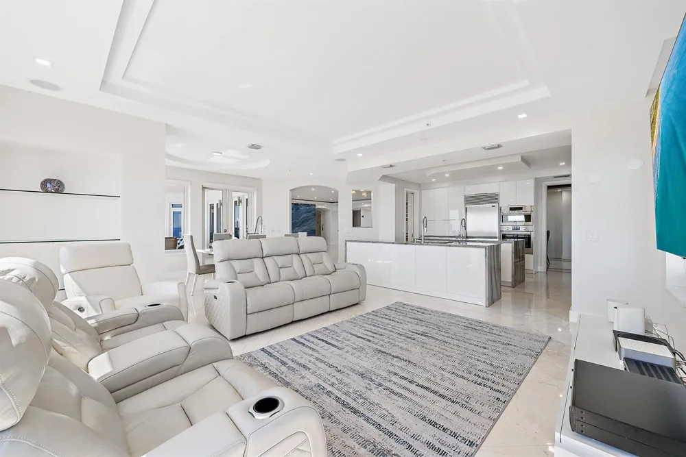 2070 Ocean Boulevard #PH4 Boca Raton, FL 33431