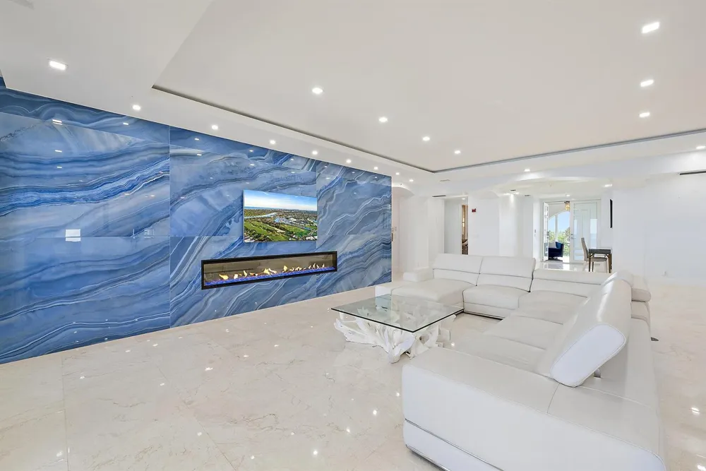 2070 Ocean Boulevard #PH4 Boca Raton, FL 33431