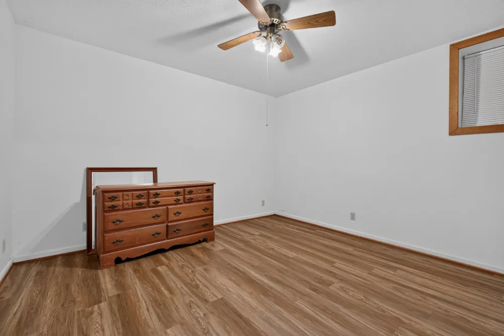 240 Hash Ln Rock Island, TN 38581
