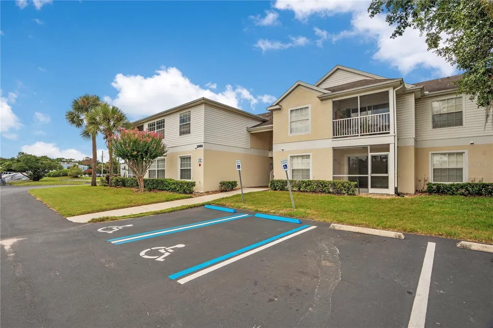 3960 SOUTHPOINTE DRIVE #504 Orlando, FL 32822