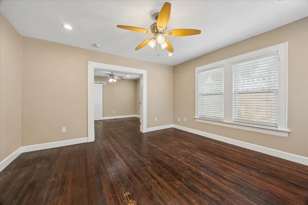 12 Greenwood Street #B Houston, TX 77011