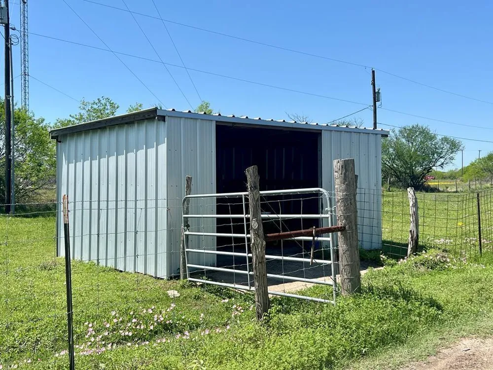 571 Fm 1360 Woodsboro, TX 78393