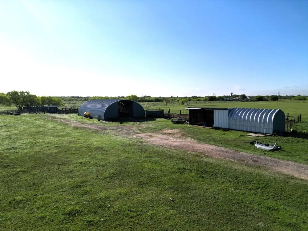 571 Fm 1360 Woodsboro, TX 78393