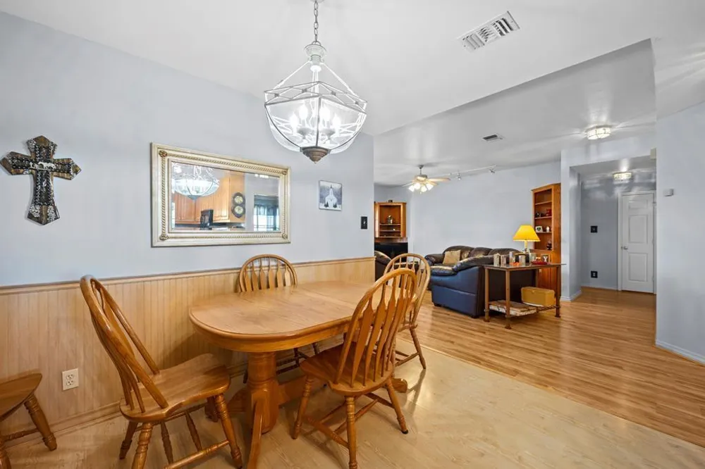 571 Fm 1360 Woodsboro, TX 78393