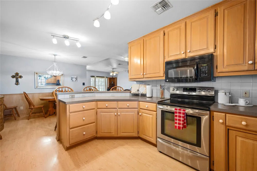 571 Fm 1360 Woodsboro, TX 78393