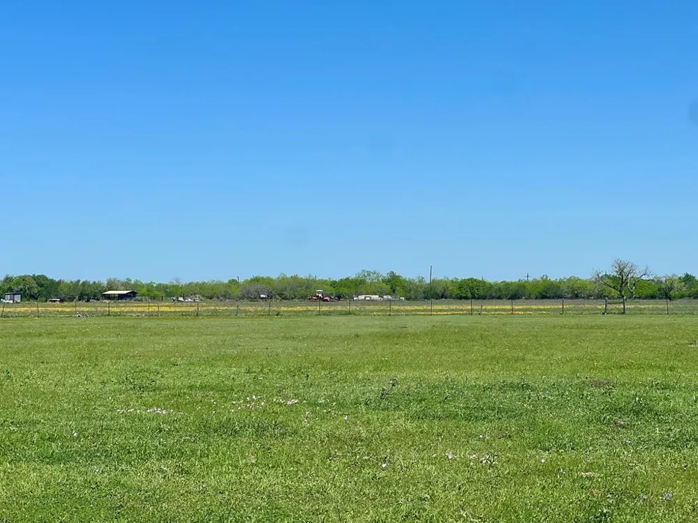 571 Fm 1360 Woodsboro, TX 78393