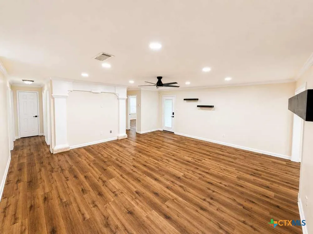 4401 Lacey Circle Waco, TX 76708