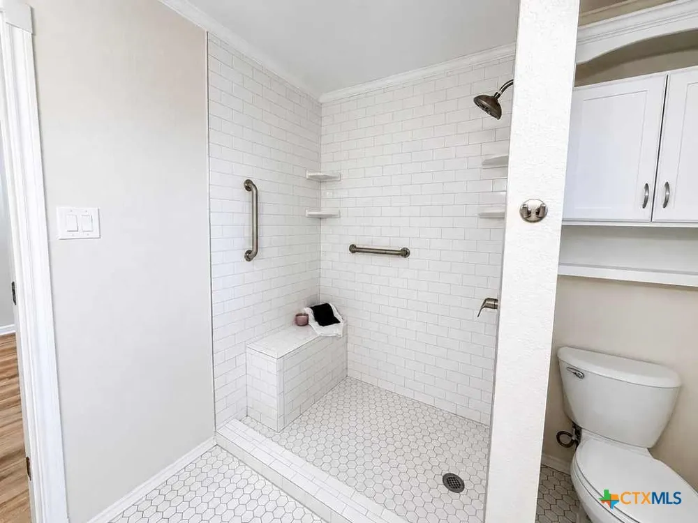 4401 Lacey Circle Waco, TX 76708