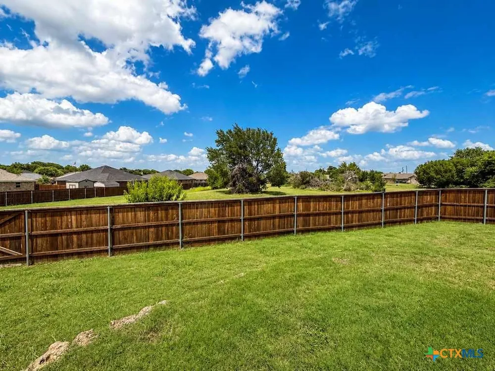4401 Lacey Circle Waco, TX 76708