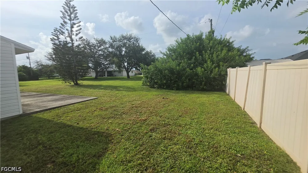 SE 15th Street Cape Coral, FL 33990