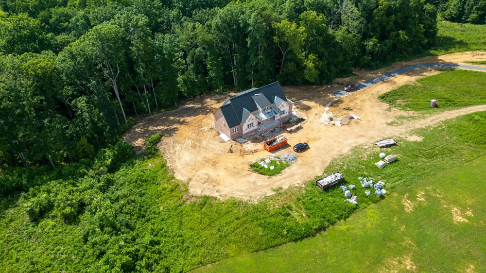7037 Hall Rd Greenbrier, TN 37073
