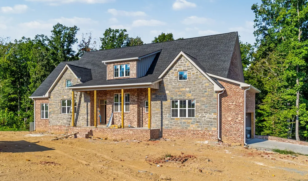 7037 Hall Rd Greenbrier, TN 37073