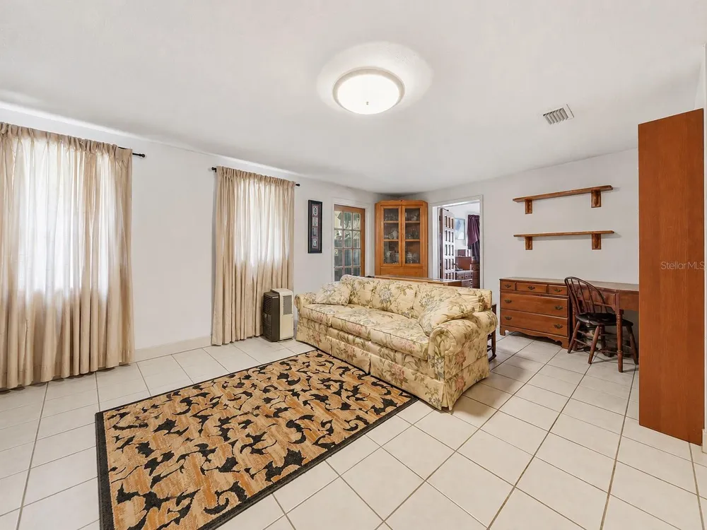 3543 COUNTY ROAD 426 Geneva, FL 32732