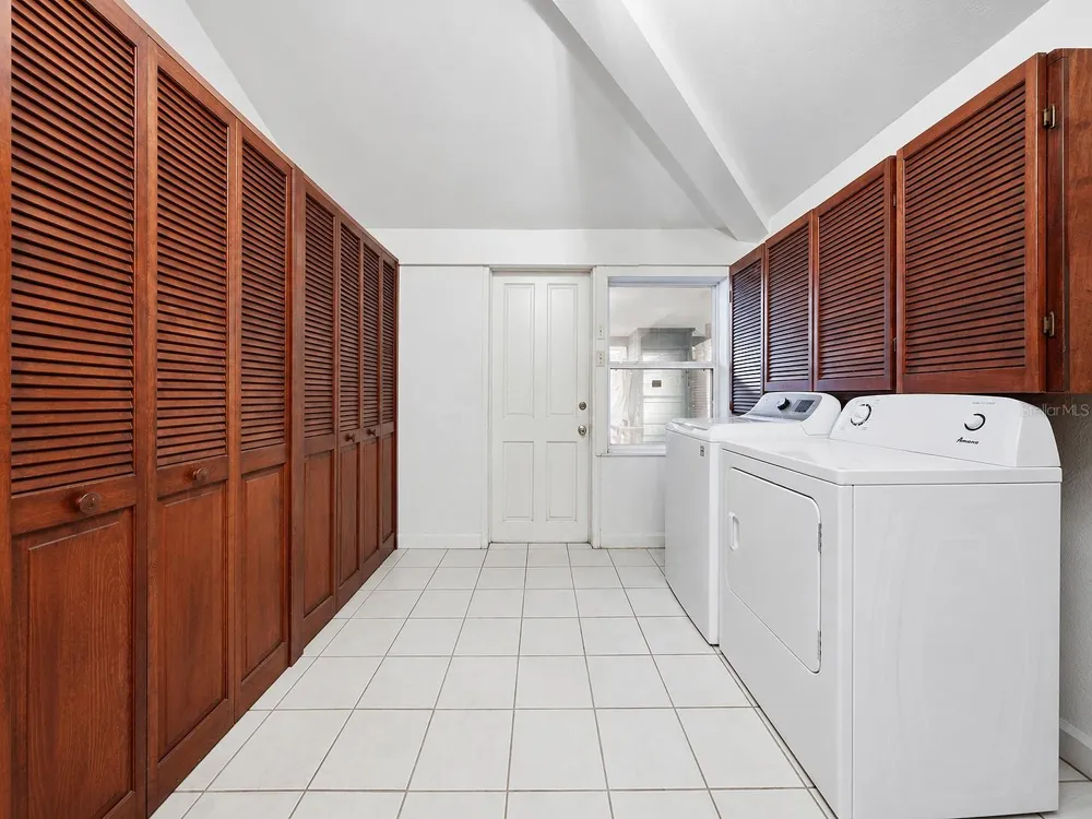 3543 COUNTY ROAD 426 Geneva, FL 32732